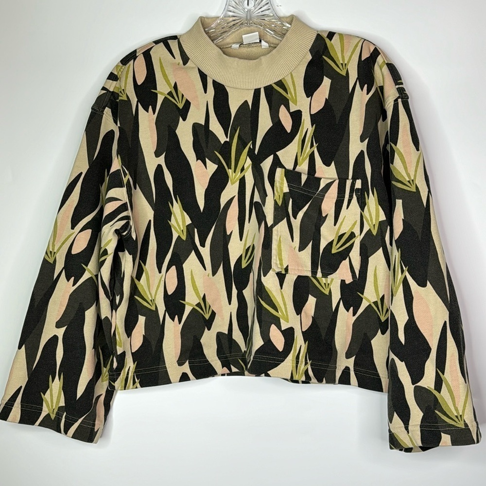Monki Camo Print Cropped Crew Sweatshirt Medium